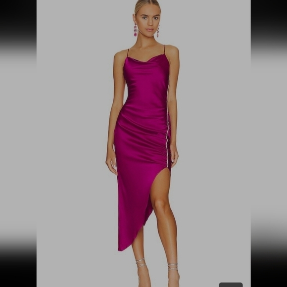 Astr Dresses & Skirts - Revolve ASTR the label NWOT Anika Dress in Fuchsia Size Small